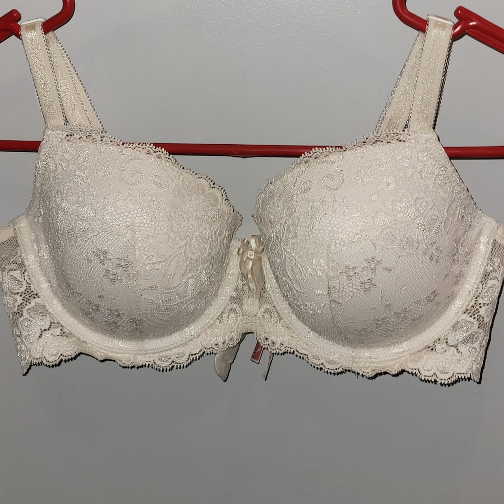 Victorias Secret 36C Angels bra